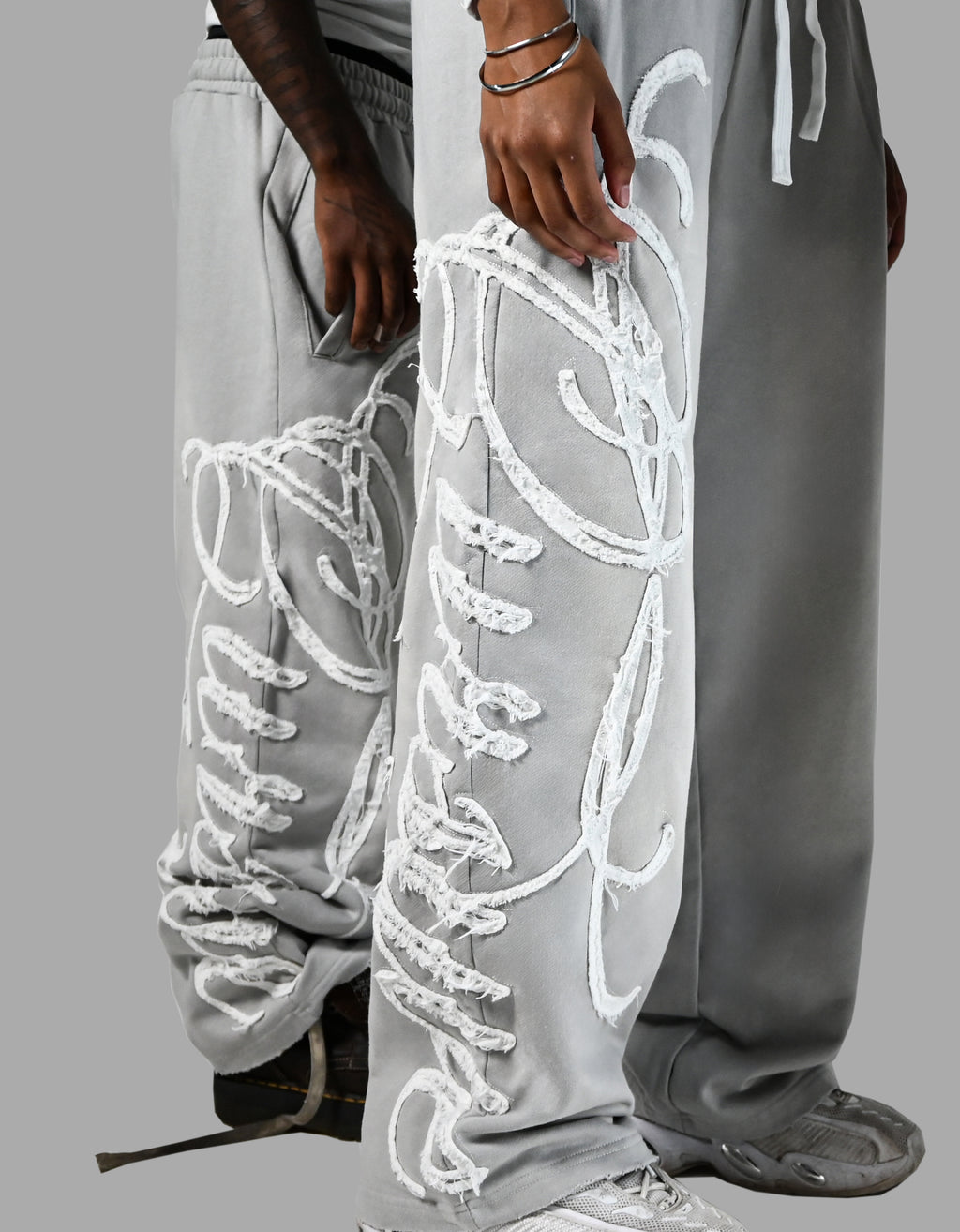 CURSYVE ENCRYPTED SWEATPANTS